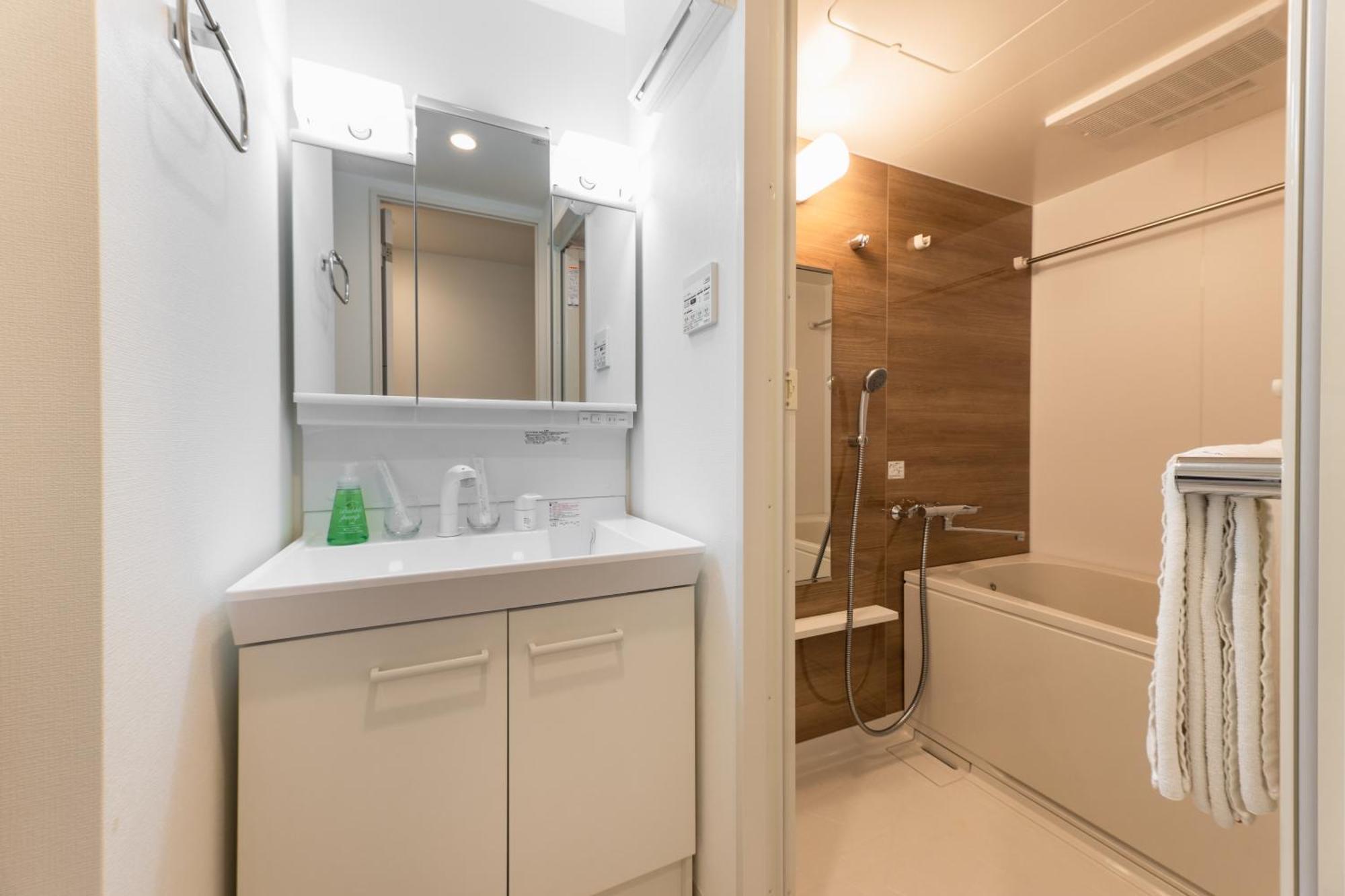 Apartment Sanctuary 難波日本橋 *